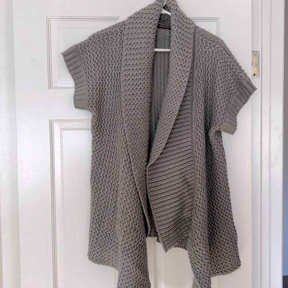 Loose knit and slouchy open front sweater with shawl style neck